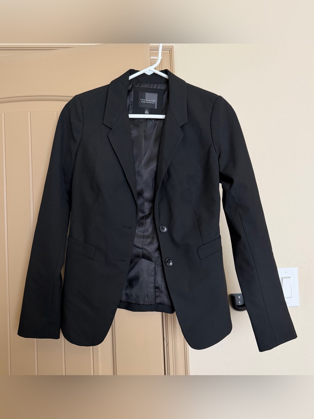 The Limited Women's Black Tailored Blazer size 0